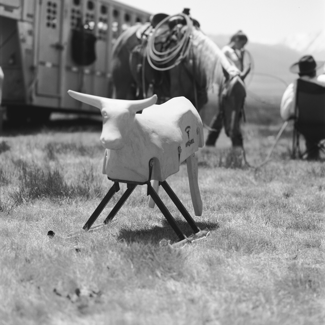 Roadtripping_BridgeportRodeo_CalfRopingDummy_Lifestyle_Retouched_Web